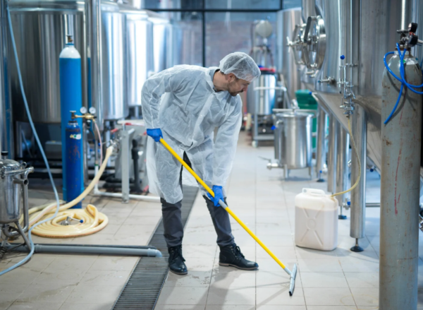 industrial-cleaning-guide-03